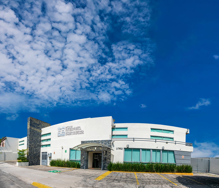 Tour de instalaciones IEE Guadalajara